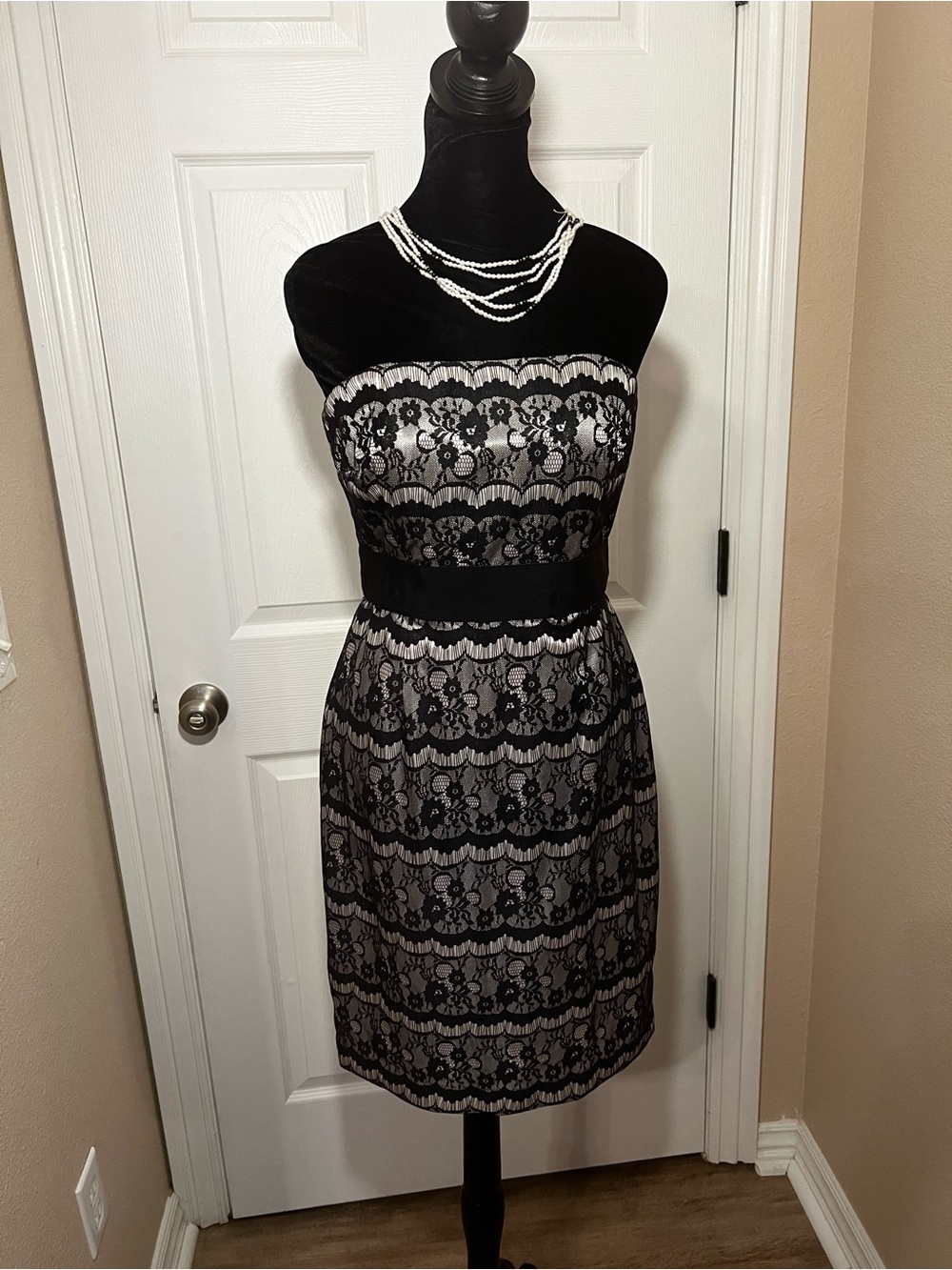 White House Black Market Black Lace Strapless Cocktail Dress